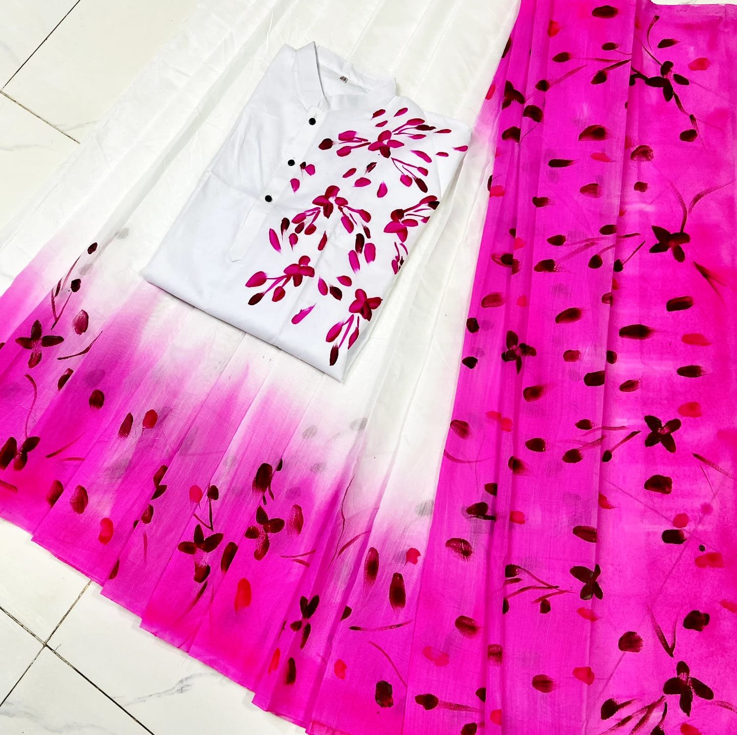 কাপল স্টাইলে এবার আসুক আলাদা ছোঁয়া!